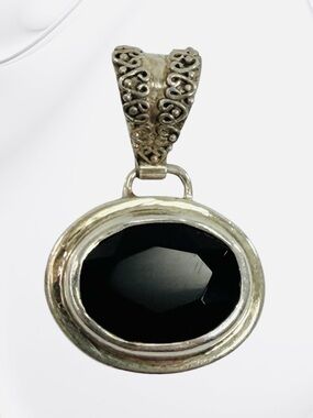 Vintage JGD Janice Girardi Sterling Silver 925 Faceted Onyx Filigree Pendant